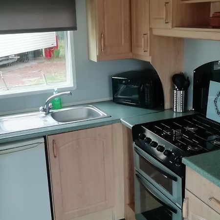 Static Caravan For Hire, Budget Friendly Edinburg Exteriör bild