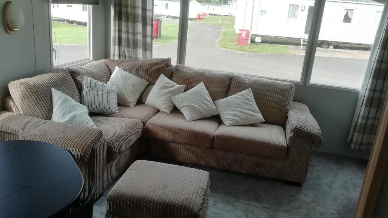 Static Caravan For Hire, Budget Friendly Edinburg Exteriör bild